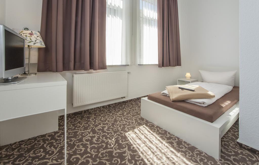 Pension Lok-Inn Walluf Rom bilde