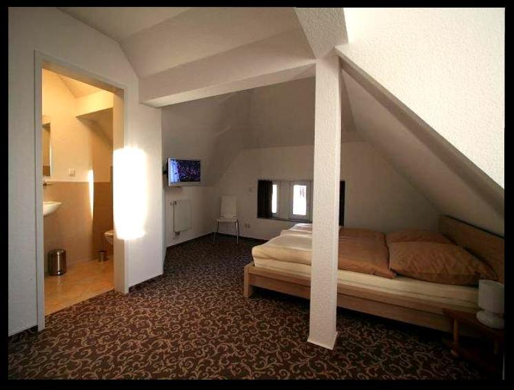 Pension Lok-Inn Walluf Rom bilde